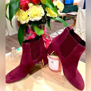 Issac Mizrahi “Carnaby” Plum Color Suede Boots w/gold inset heel. Size 8. New.